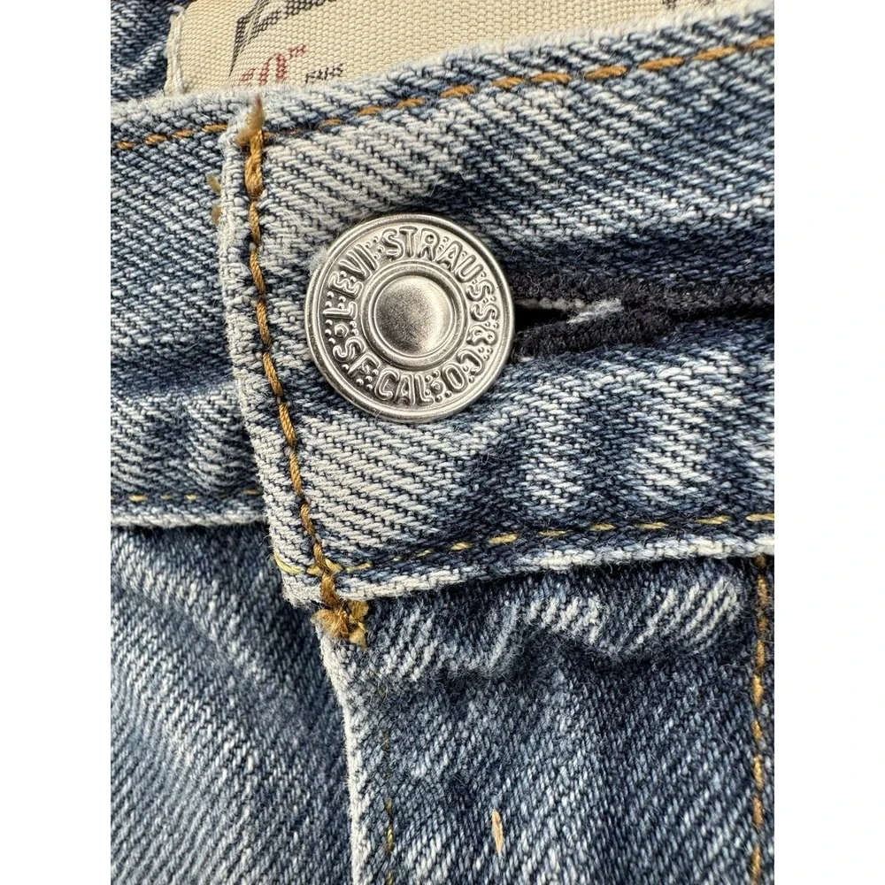 Levi's 550 Size 36x32 Blue Denim Jeans Relaxed Fit Straight Leg Red Tab